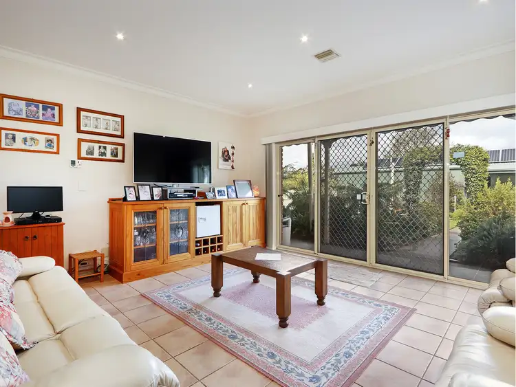 Fifth view of Homely house listing, 2 Dowling Court, Wurruk VIC 3850