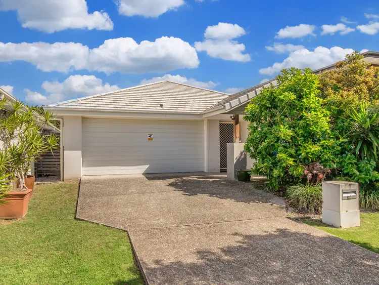 28 Azure Way, Hope Island QLD 4212