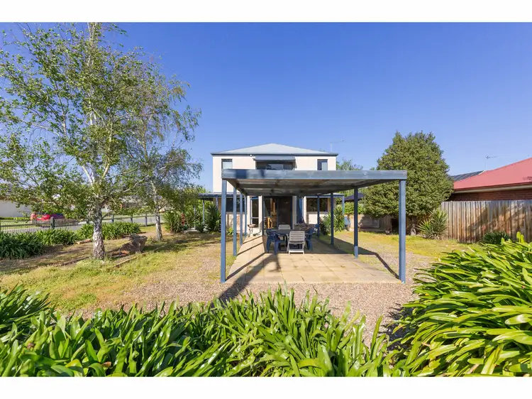 Main view of Homely house listing, 2 Greenaway Court, Sale VIC 3850