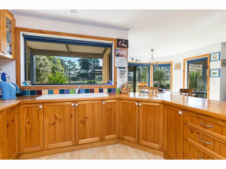Third view of Homely house listing, 2 Greenaway Court, Sale VIC 3850