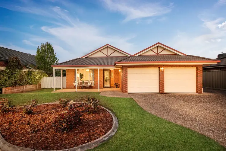 6 Peards Drive, East Albury NSW 2640