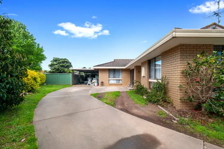 1 Vega Court, Sale VIC 3850