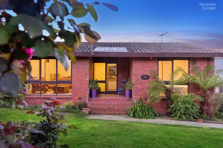 13 Stuart Road, Lilydale VIC 3140