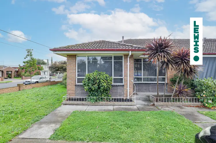 Main view of Homely unit listing, 1/290 Reynard Street, Coburg VIC 3058