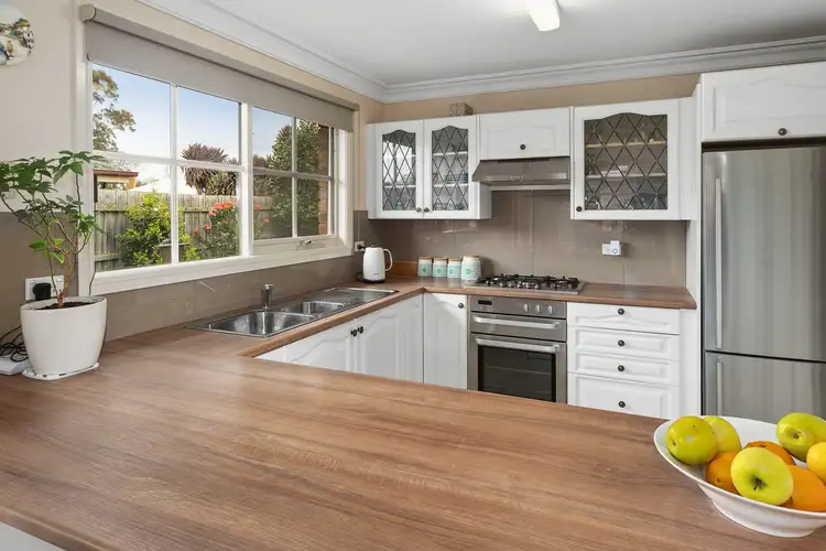 Fourth view of Homely house listing, 18 Rangeview Drive, Skye VIC 3977