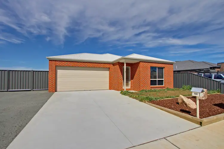 23 Mitchell Road, Stratford VIC 3862