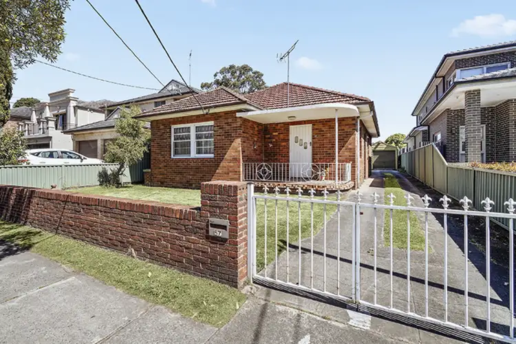 57 Hampton Street, Croydon Park NSW 2133