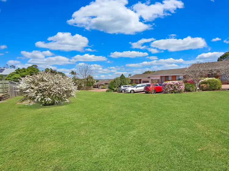 6/56 North Street, Mount Lofty QLD 4350