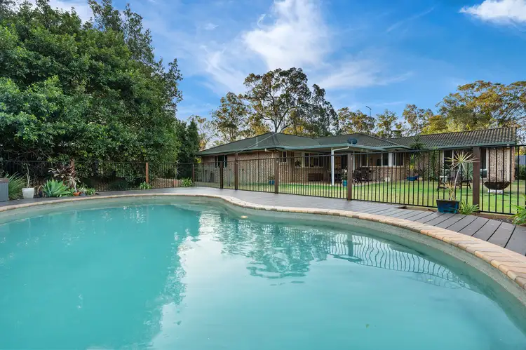 6 Norwood Court, Yatala QLD 4207