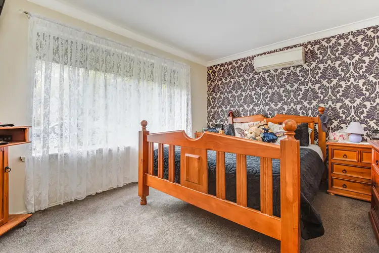 Fourth view of Homely house listing, 2/17 Valley View Road, Wyoming NSW 2250