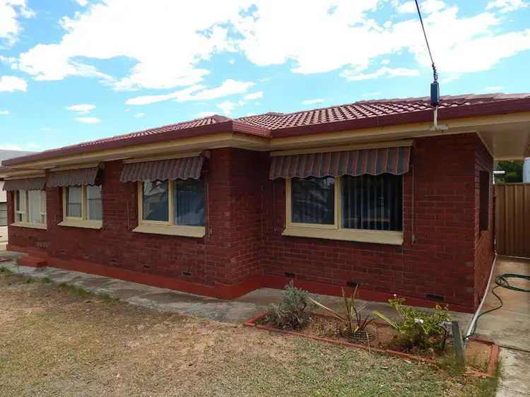 36 Wallis Street, Port Neill SA 5604
