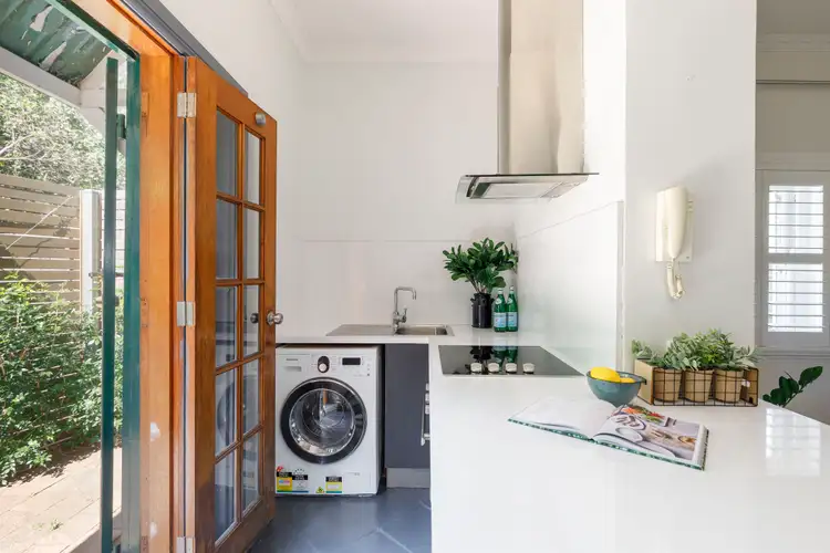 Sixth view of Homely apartment listing, 4/453 Glenmore Road, Edgecliff NSW 2027