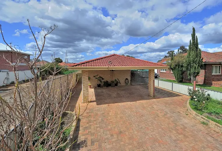 8 New Bond Street, Midland WA 6056