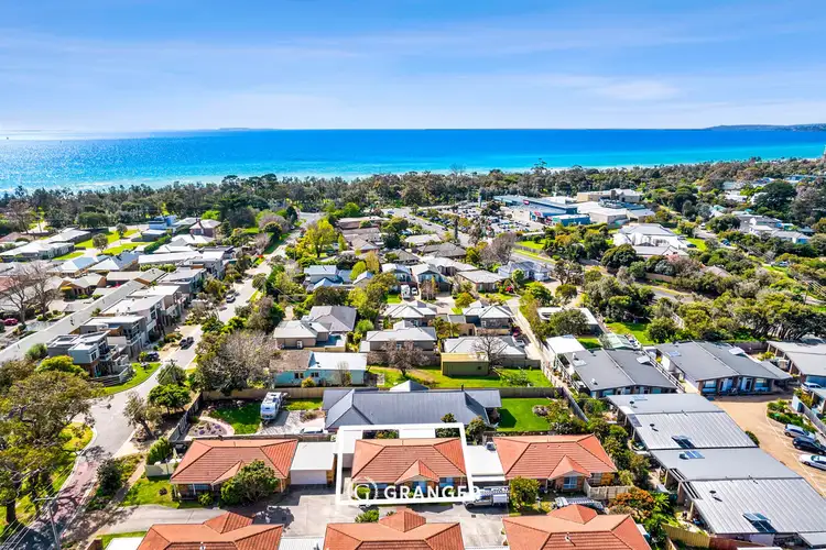 2/25 Parkmore Road, Rosebud VIC 3939
