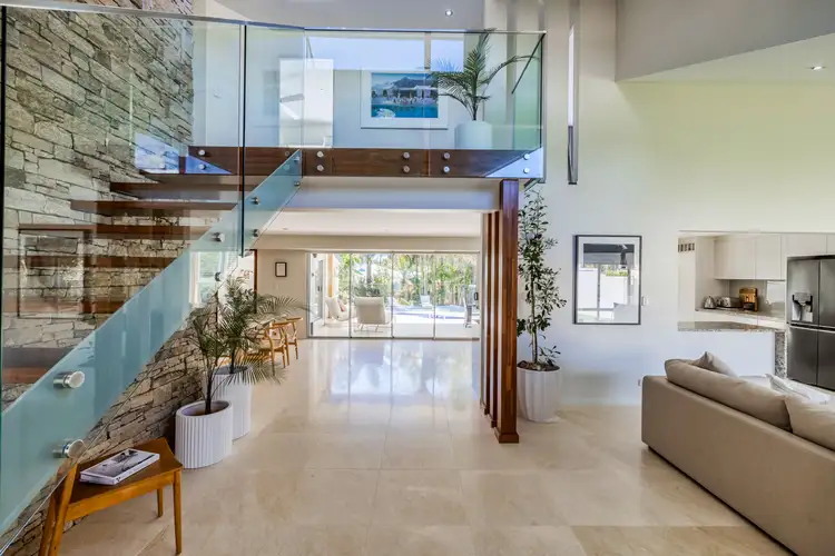 5 Sandringham Drive, Robina QLD 4226