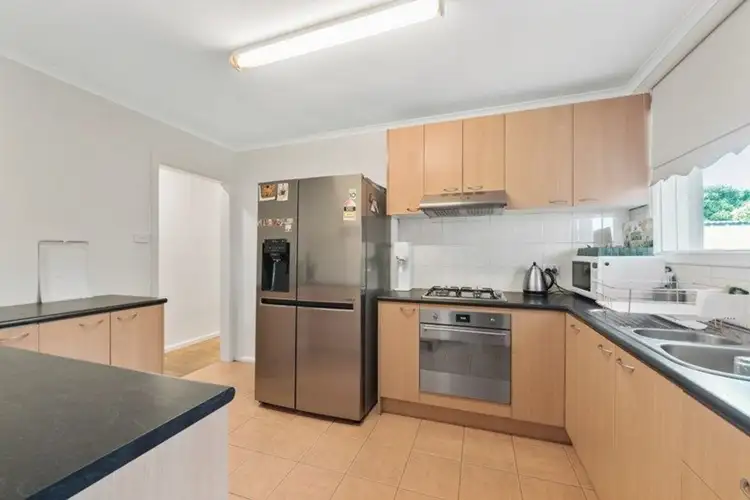 Fourth view of Homely house listing, 2 Alfred Place, Frankston VIC 3199
