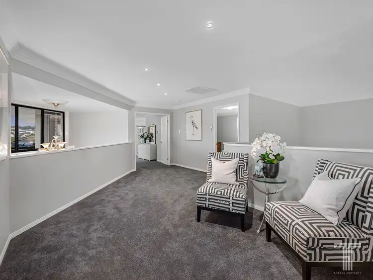 Sixth view of Homely house listing, 2 Coneyhurst Crescent, Carindale QLD 4152