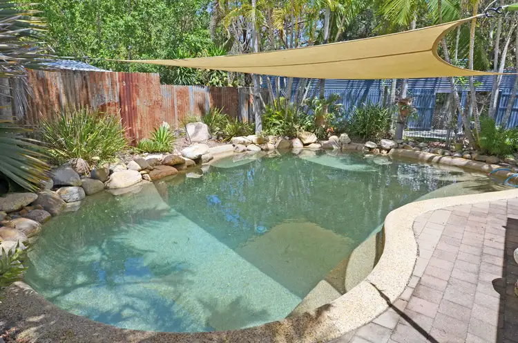 10 Robins Street, Mareeba QLD 4880