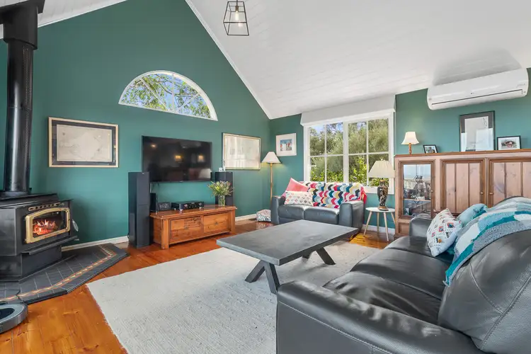 Fifth view of Homely house listing, 10 Brighton Crescent, Mount Eliza VIC 3930