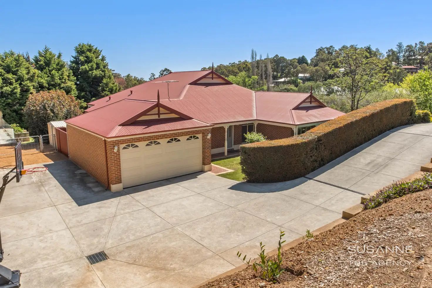 Main view of Homely house listing, 1 Logie Vale, Lesmurdie WA 6076
