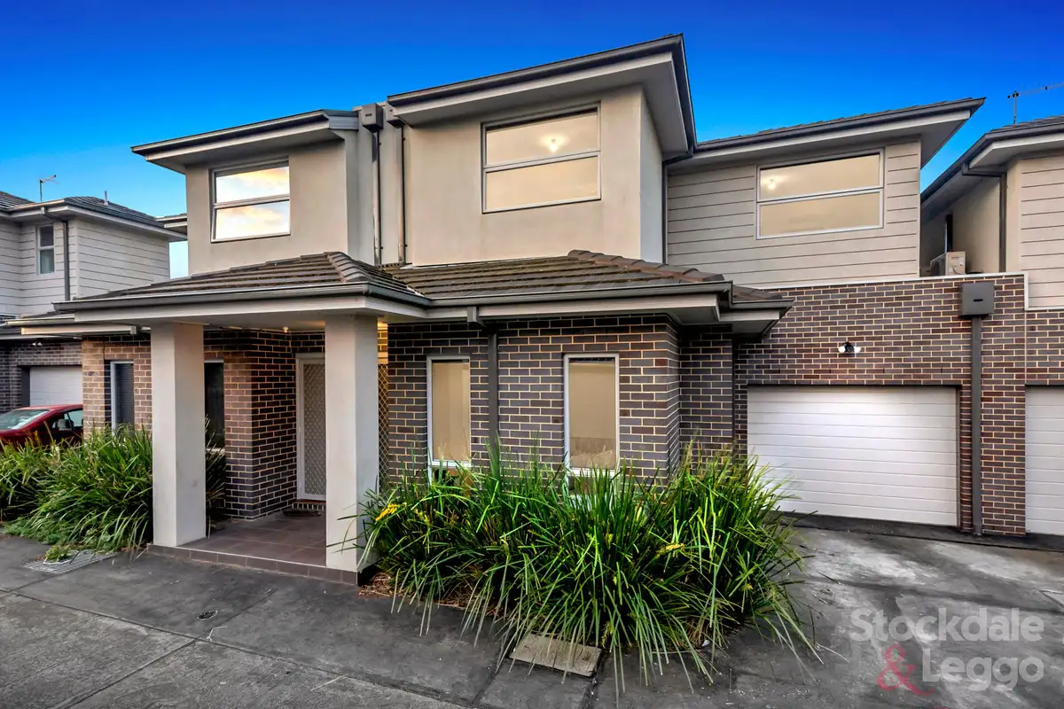 Main view of Homely townhouse listing, 2/1 Regent Street, Hadfield VIC 3046