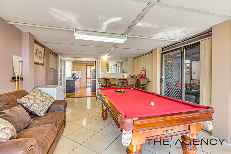 43 Regency Drive, Thornlie WA 6108