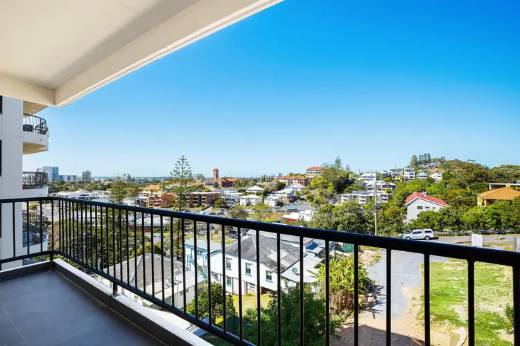 11/32 Powell Crescent, Coolangatta QLD 4225