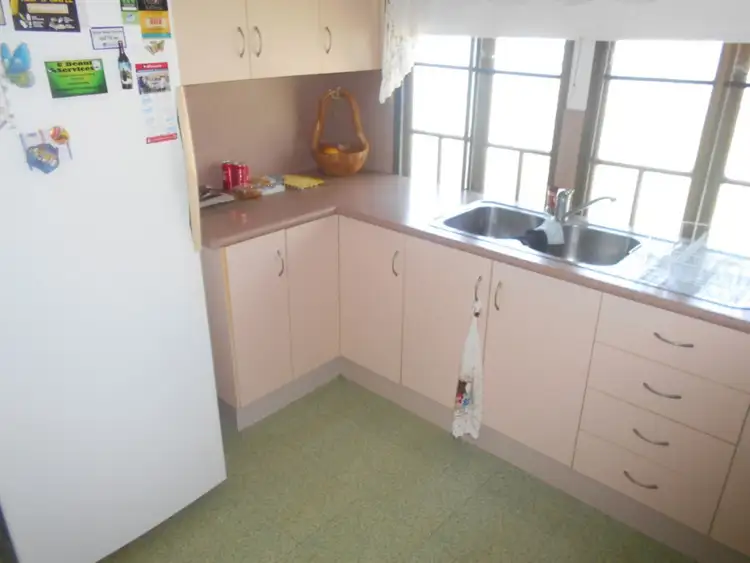 Fifth view of Homely house listing, 10 Anderssen Street, Halifax QLD 4850