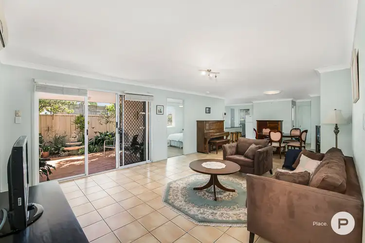 Fourth view of Homely unit listing, 2/139 Pinelands Road, Sunnybank Hills QLD 4109
