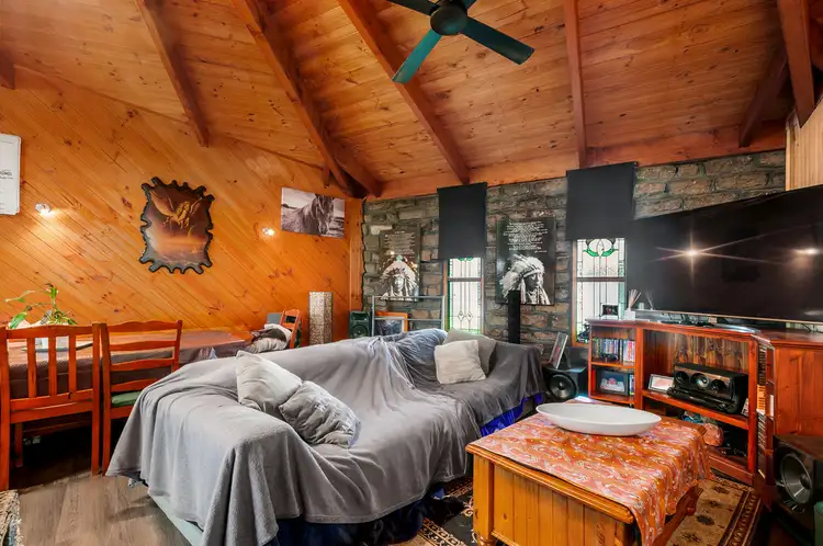 Second view of Homely house listing, 8 Pruden Court, Stratford VIC 3862