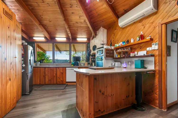 Fifth view of Homely house listing, 8 Pruden Court, Stratford VIC 3862