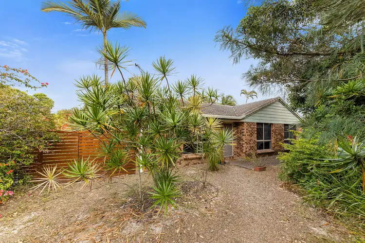 25 Tarina Street, Noosa Heads QLD 4567