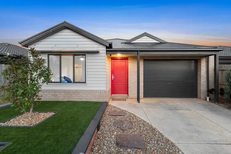 12 Simony Drive, Armstrong Creek VIC 3217