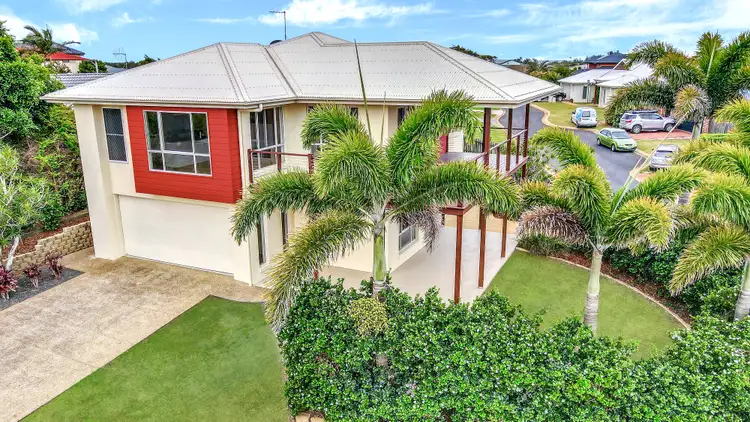 1 Rita Place, Coral Cove QLD 4670