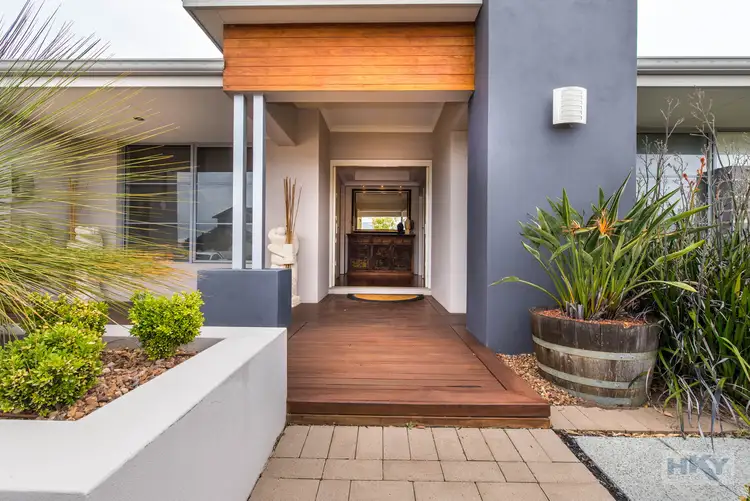 2 Adlington Way, The Vines WA 6069