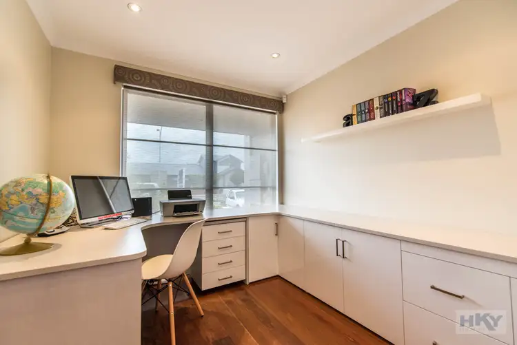 Sixth view of Homely house listing, 2 Adlington Way, The Vines WA 6069