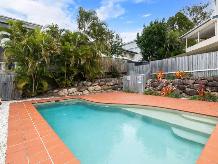 Main view of Homely unit listing, 1/16 Miles Street, Hawthorne QLD 4171
