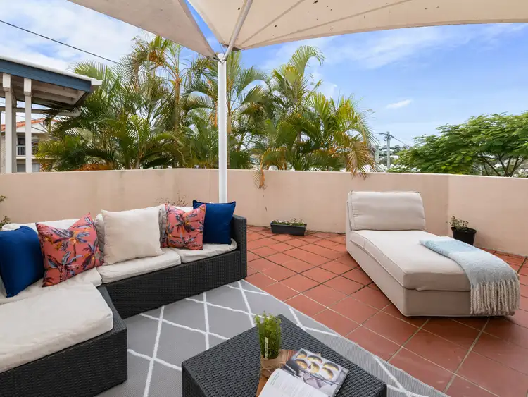Sixth view of Homely unit listing, 1/16 Miles Street, Hawthorne QLD 4171