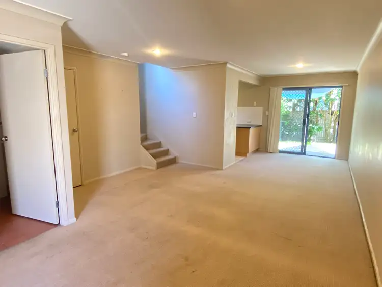 Second view of Homely unit listing, 2/18 Goulburn Street, Hawthorne QLD 4171