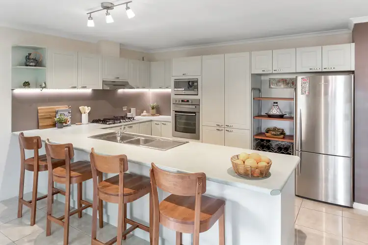 Second view of Homely house listing, 18 Heysen Drive, Skye VIC 3977