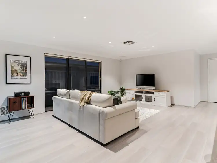 Sixth view of Homely house listing, 8 Triandra Street, Baldivis WA 6171