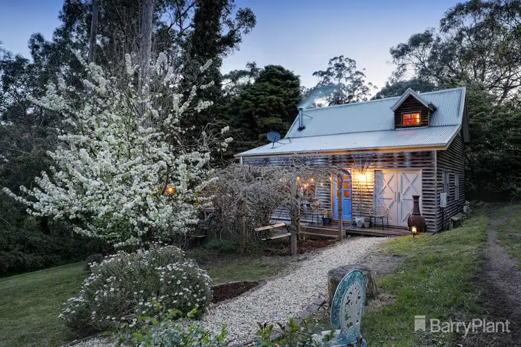 19 Paradise Avenue, Clematis VIC 3782