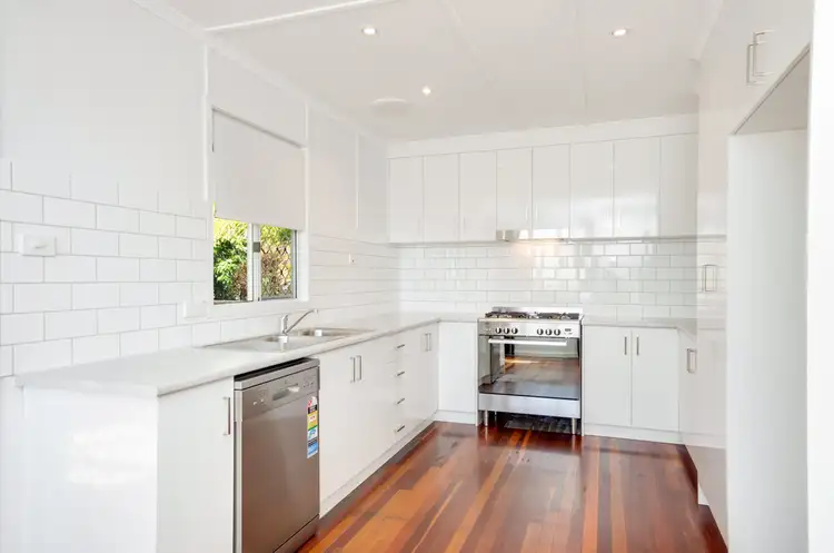 16 Elizabeth Street, South Gladstone QLD 4680