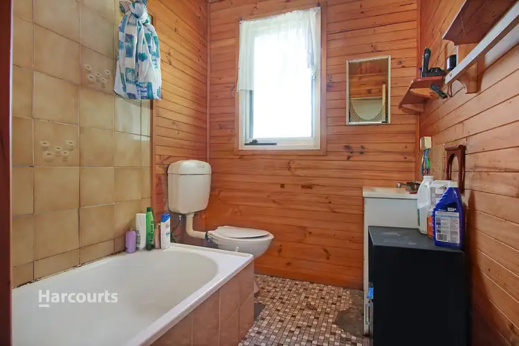 Fifth view of Homely house listing, 28 Wyndarra Way, Koonawarra NSW 2530