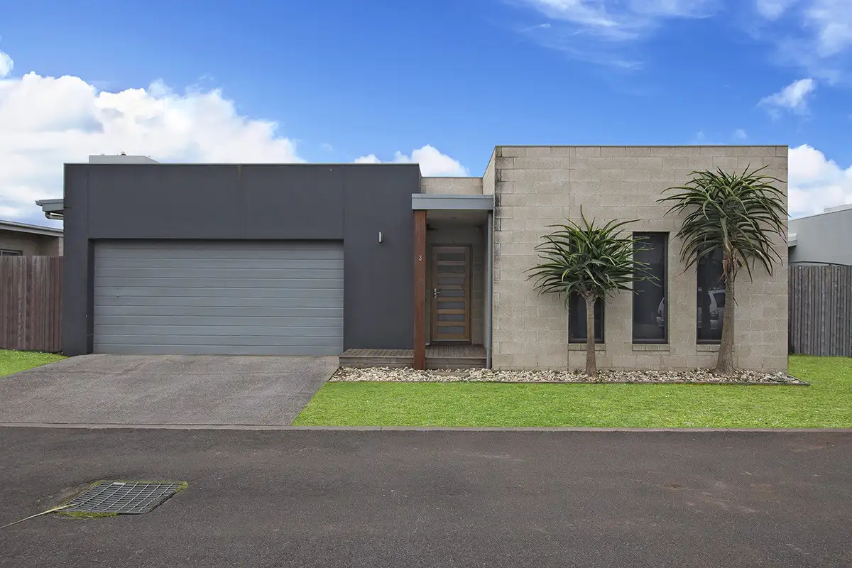 Main view of Homely townhouse listing, 3/6 The Esplanade, Dennington VIC 3280