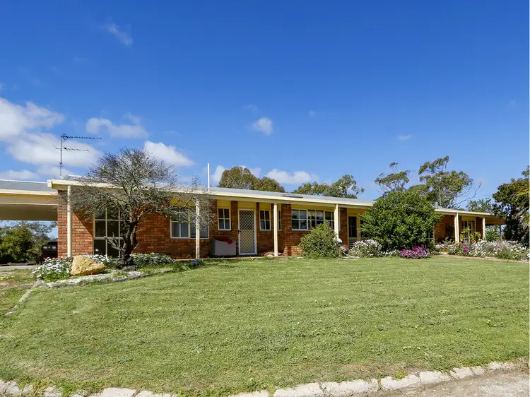 2697 Rosedale-Longford Road, Longford VIC 3851