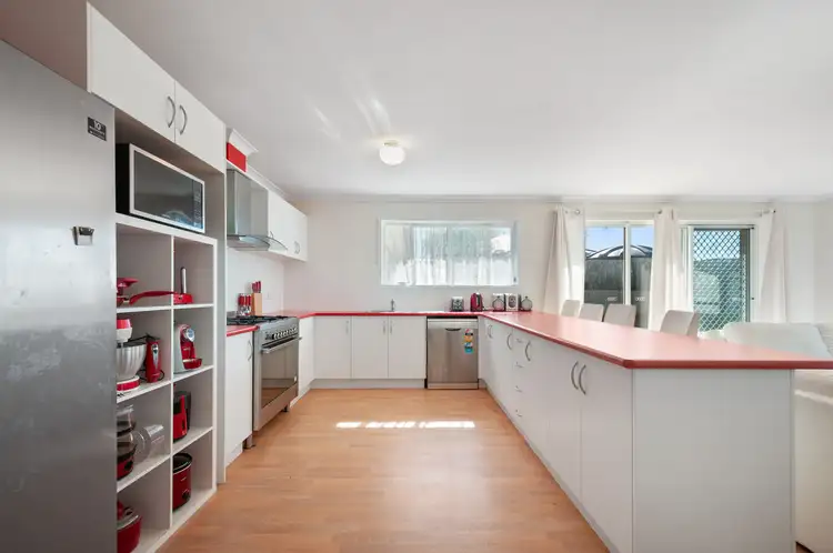Fourth view of Homely house listing, 6 Wattlebird Close, Seaspray VIC 3851