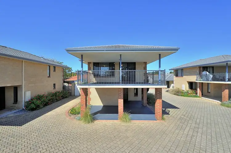 25/11 Elvire Street, Viveash WA 6056