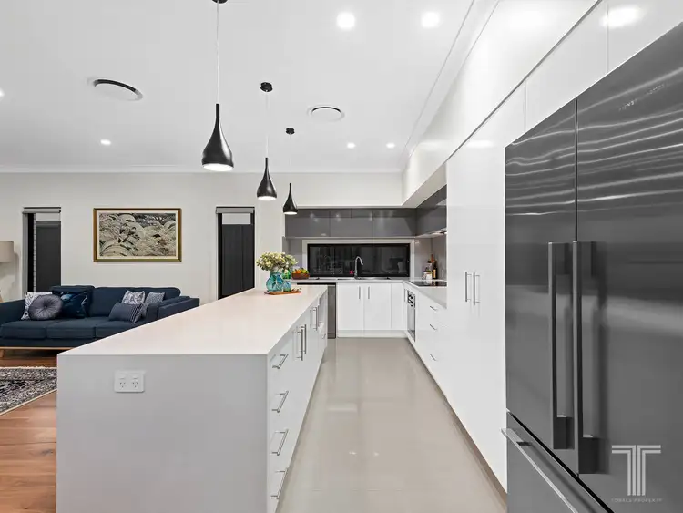 Fourth view of Homely house listing, 2 Cecilia Close, Carina Heights QLD 4152