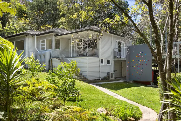 8 David Road, Springwood NSW 2777